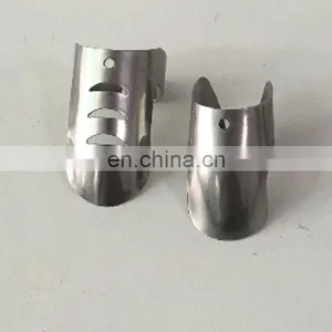 New Model Safety Sheller Kitchen Support Guard Cutting Tip Stainless Steel Finger Protector thumbnail-4