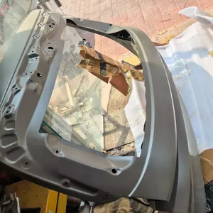 Li Auto Trunk Lid thumbnail-1