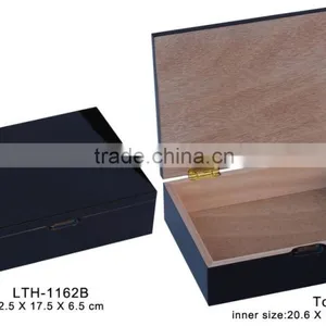 Simple Finished Wooden Box thumbnail-2
