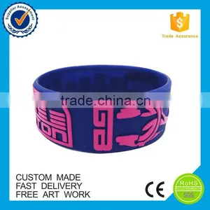 2016 Newest China Custom Amazing Embossed Wristband Silicone thumbnail-1