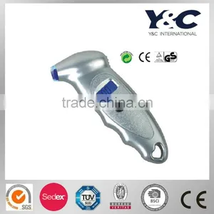 Digital Tire Pressure Gauge thumbnail-1