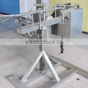 Professional Poultry Slaughter Line Head And Claws Cutting Machine For Abattoir Plant thumbnail-5