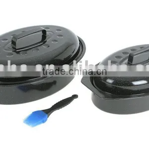 Big and Small Oval Roaster Set With Silicon Brush thumbnail-1