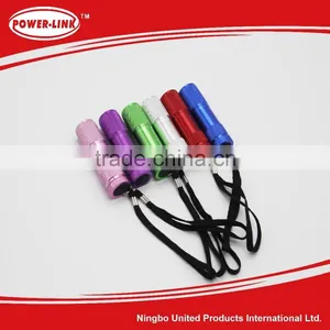 9 Led Flashlight With 3*AAA Normal Batteries thumbnail-1