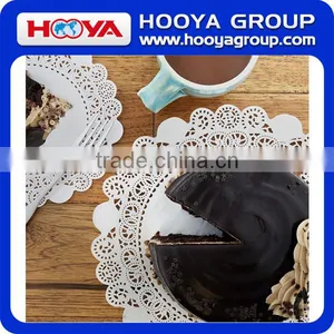 24PCS Dia. 32cm White Round Disposable Lace Paper Doilies Cake Placemats Crafting Coaster of Tableware Decoration thumbnail-5
