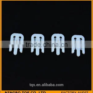 W Shape White Plastic Clips for Shirts thumbnail-1