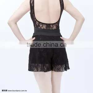 Lace Skirted Short thumbnail-2