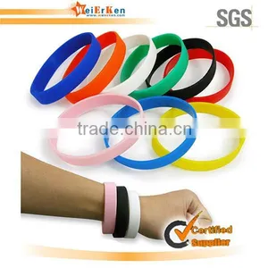 Custom Adjustable Silicon Wristband thumbnail-1