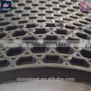 Hollow Out Anti Slip Pvc Waterproof Outdoor Carpet PVC Bar Mat thumbnail-1