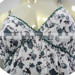Sexy and Delicate Sleeveless Nightgown With Pattern thumbnail-5