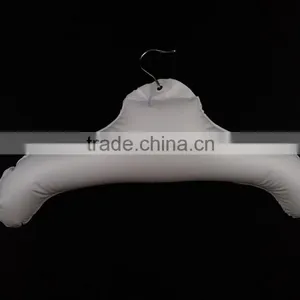 Inflatable Folding Cloth Hanger thumbnail-2