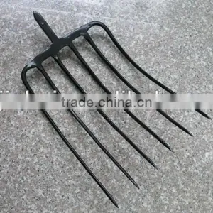 Forged Garden Fork With 6 Tines. thumbnail-1