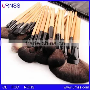 11pcs Bamboo Handle Cosmetic Brush Set thumbnail-6