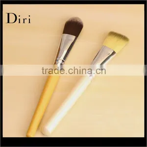 Professional Wood Handle Foundation Makeup Brushes thumbnail-2
