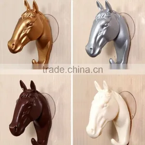Wholesale Stock Horse Shaped Resin Decorate Sucker Wall Hook thumbnail-1