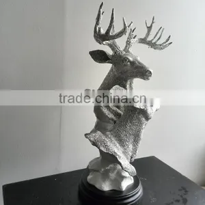 Polyresin Reindeer Head Sculpture thumbnail-3