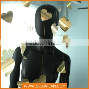 Customized Metal Heart Shaped for Window Display thumbnail-1
