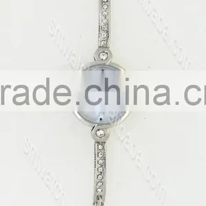 Luxury Alloy Watch With Slim Strap on Sale thumbnail-2