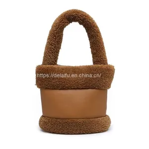 Autumn and Winter Plush Bucket Bag Cute Handbag for Girls thumbnail-5