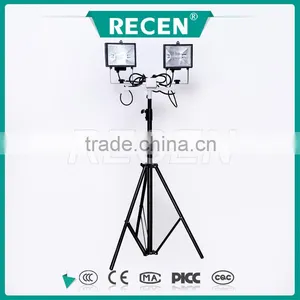 China Factory 2*500w Super High Power Double Headlight Scalable High Mast Light Telescopic Stands Quality Choice thumbnail-1