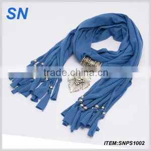 Latest Fashion New Design Maple Leaf Pendant Scarf, Tassel Pendant Jewelry Scarf thumbnail-1