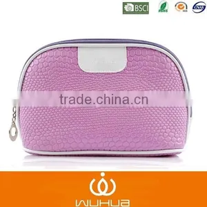 Five Color Stylish Waterproof Shell Snake pu Lamination Promotional Toiletry Bag/makeup Bag thumbnail-1