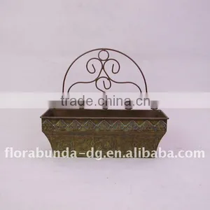 Classical Metal Flower Basket thumbnail-1