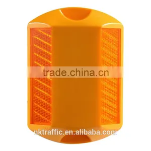 Better Choice Traffic Safety Equipment Plastic Road Stud Cat Eye Reflective Road Stud Supplier's Choice thumbnail-1