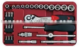 28 PC 1/4" DR. Socket Wrench Set thumbnail-1
