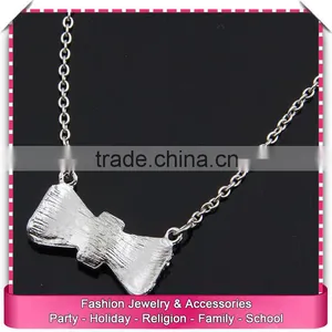 Imitation Crystal Pendant Long Necklace, Low Price Pure Imitation Silver Chain Necklace thumbnail-3