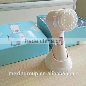 China Factory Direct Vibration Facial Cleaning Brush for Exfoliating, Microdermabrasion thumbnail-3