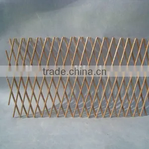 Natural Willow Expandable Garden Trellis thumbnail-1