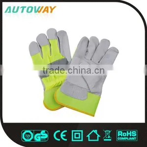 10.5" Reflective Work Glove thumbnail-1