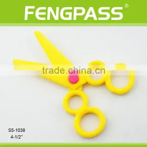 S5-1038 4.5 Inch Plastic Handle Cute Scissors thumbnail-2