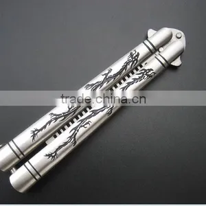 Wholesales Sliver Comb Multi Function Stainless Steel Trainer Tool Butterfly Comb thumbnail-2