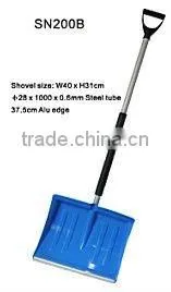 Snow Shovels thumbnail-1
