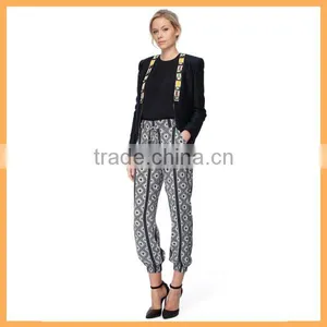 Womens Black White Print Stretch Long Full Aztec Print Pant thumbnail-1
