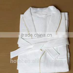 100 Cotton White Adult Waffle Bathrobe For Hotel thumbnail-3