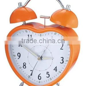 Heart Shape Metal Case Mechanical Alarm Clock, Desktop Clock, Bedside Clock, Candy Color Clock thumbnail-4