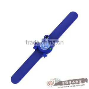 2016 Cheap Custom Design Silicone Slap Band for Watch Slap Bands thumbnail-4
