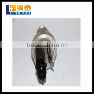 Hot Sale Oil Pressure and Temperature Sensor 612600080875 Foton Tractor Diesel Engine Parts Goods From China thumbnail-2