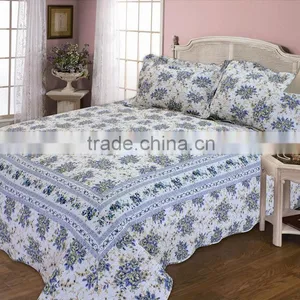 Delicate Microfiber Printed Quilt thumbnail-1