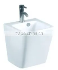 Hot Selling SANITARY WARE Ceramics Bathroom Chaozhou Ceramic Bidet TOILET D8208C thumbnail-2
