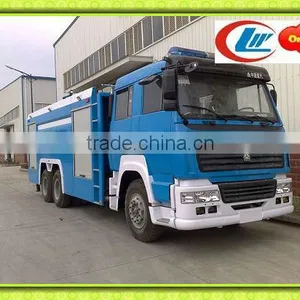 Sinotruck STRW Heavy Duty Water Tank-foam Fire Fighting Truck thumbnail-1