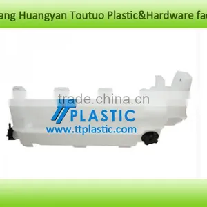 Professional Volvo Ford Truck Collant Expansion Tank Surge Tank Injection thumbnail-1