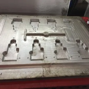 Automatic Top & Under Flaskless Shot Squeeze Green Sand Casting Molding Machine thumbnail-3