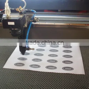 AZ-1680CCD Imported Lens and CCD Camera Laser Cutting Machine For Trademark Factory Direct Sale thumbnail-2