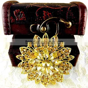 Beautiful Flower Crystal Strass Brooch Pin, Rose Colour Flower Rhinestone Strass Brooch for Party Invitation thumbnail-2