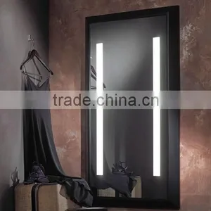 Decorative Illuminated Wall Mounted Make up Mirror With Light thumbnail-4