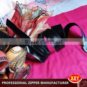 Shenzhen Xly Pvc Pin and Box Waterproof Zipper thumbnail-3